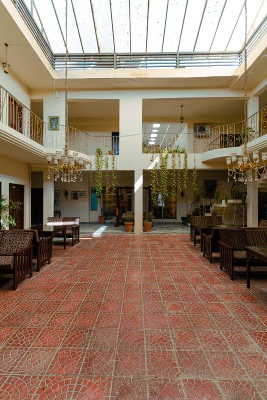 Shelton Rezidor House Peshawar - image 10