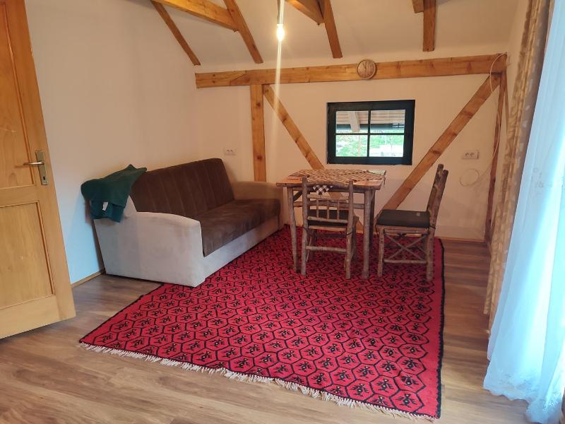 One-bedroom Loft Apartment  image 2