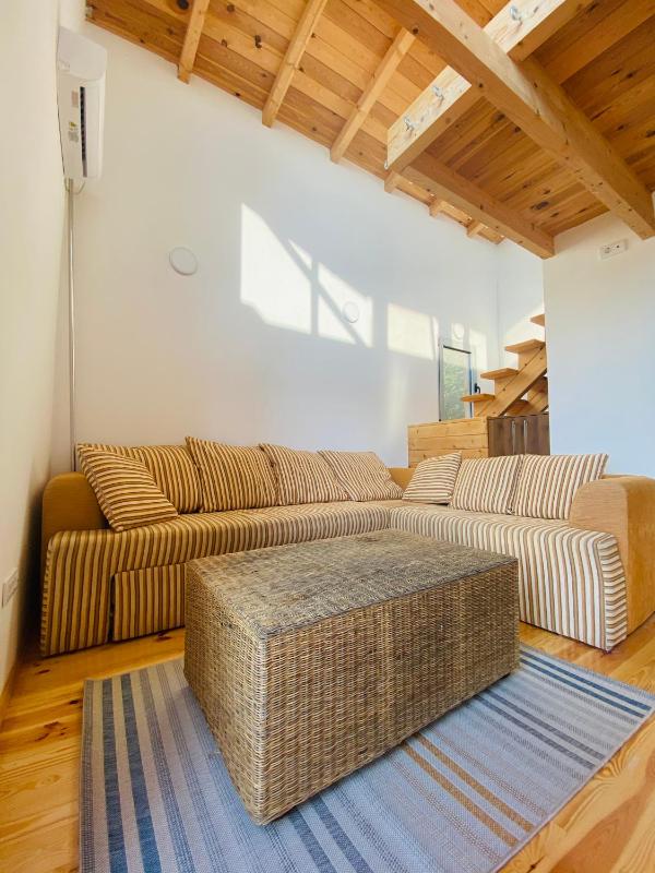 Dolly - Waterfront Villa no 154L - image 4