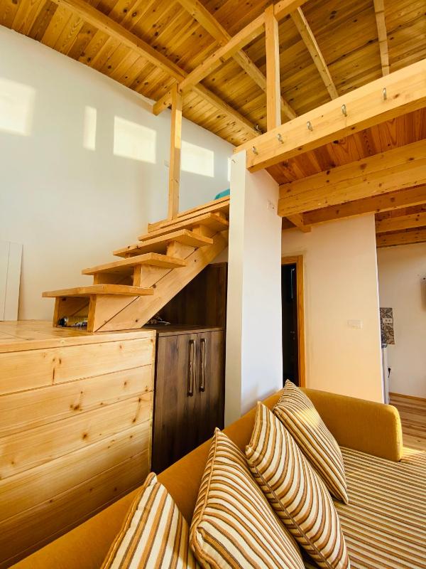 Dolly - Waterfront Villa no 154L - image 3
