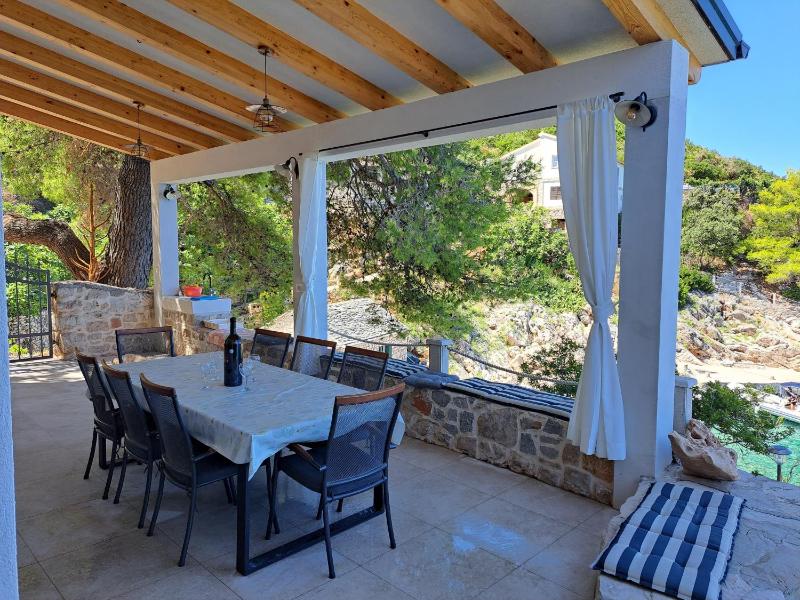 Three-Bedroom Holiday Home  image 4