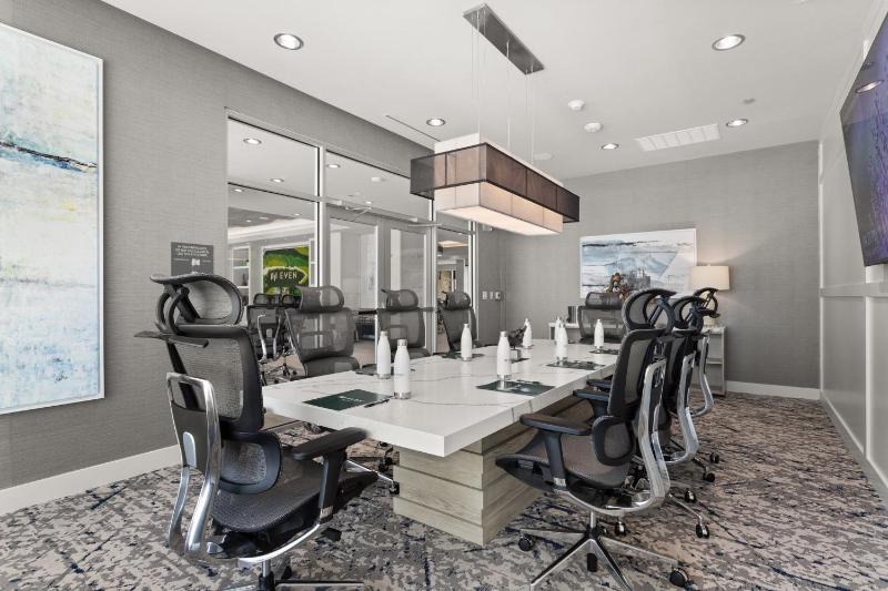 EVEN Hotel Austin Uptown near the Domain By IHG - image 42