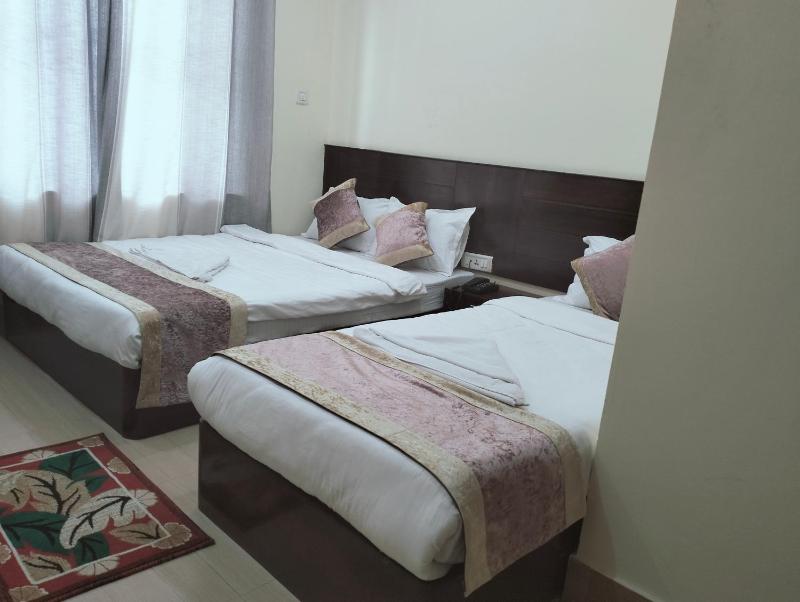 HOTEL OCEAN - image 12