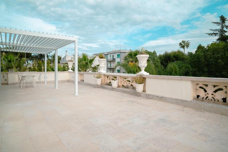 Two-Bedroom Apartment with Terrace image 3