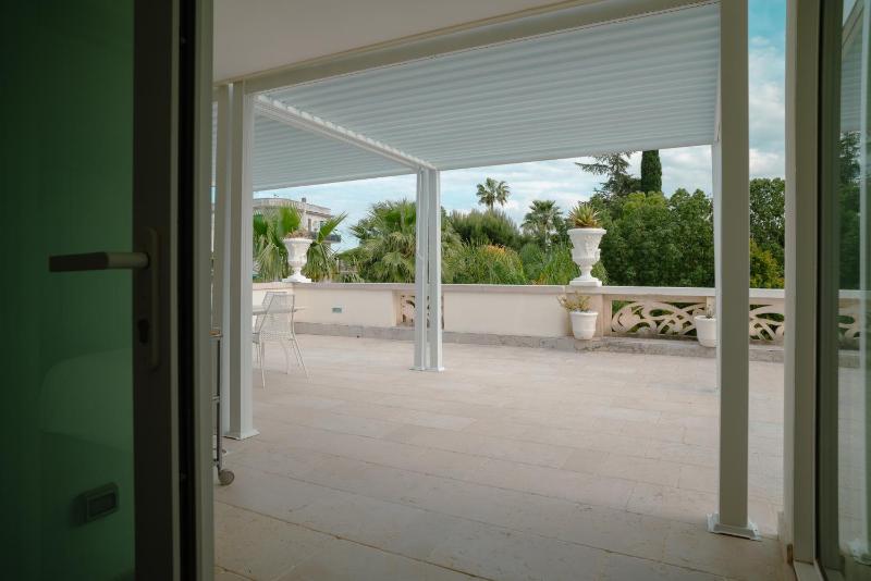 Two-Bedroom Apartment with Terrace image 4