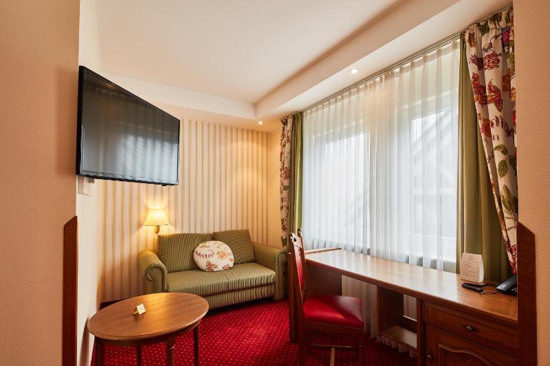 Standard Double Room image 4