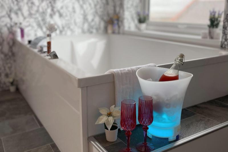 Penthouse Suite image 2