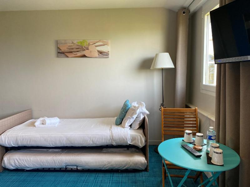 Economy Family Room - Annex image 4