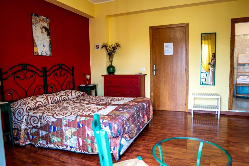 Triple Room image 4