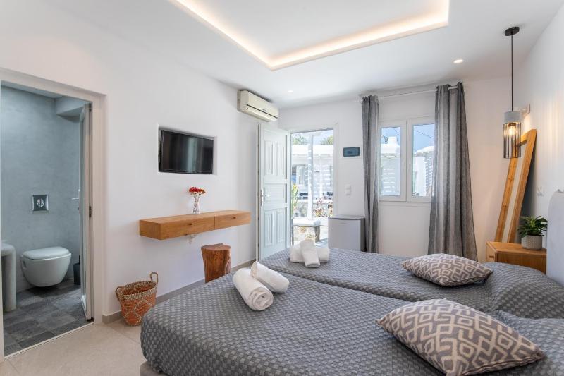 Agia Anna Beachfront Boutique - image 11
