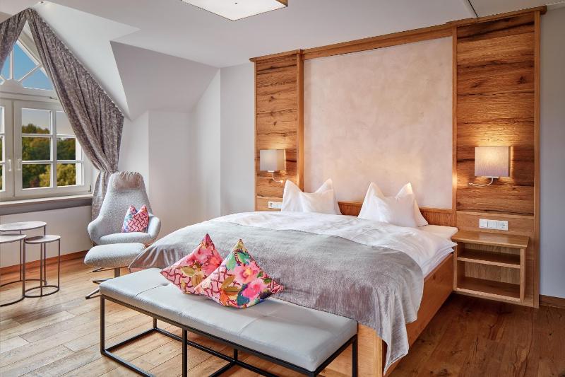 Junior Suite image 1