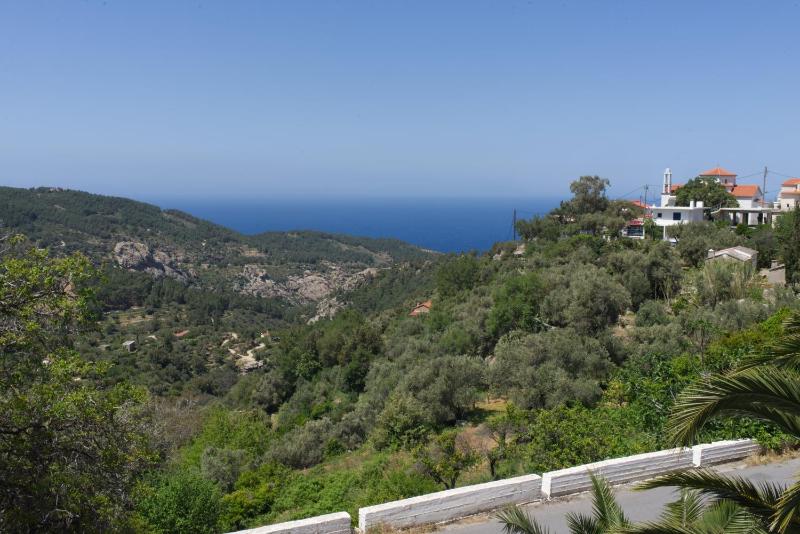 Kouklospito Agios Polykarpos Images