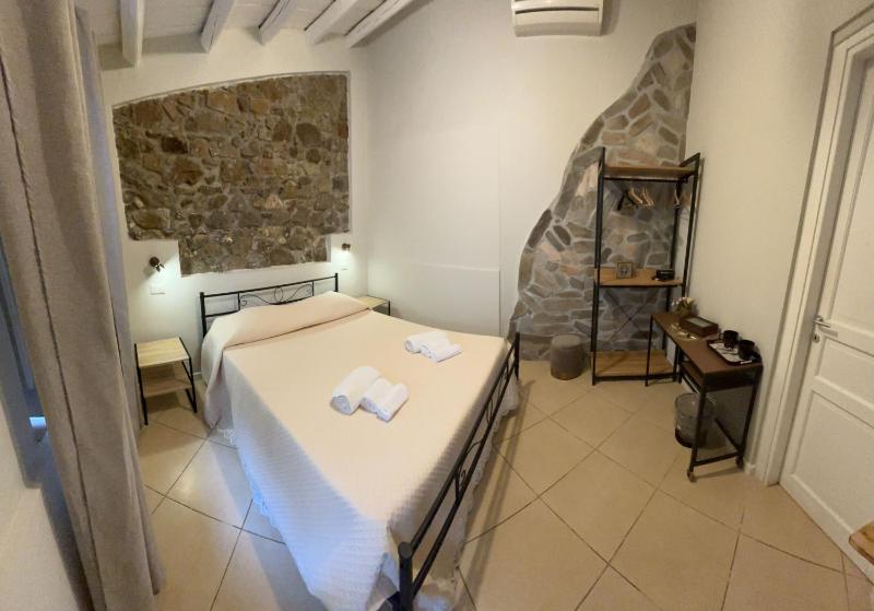Golden house - image 41