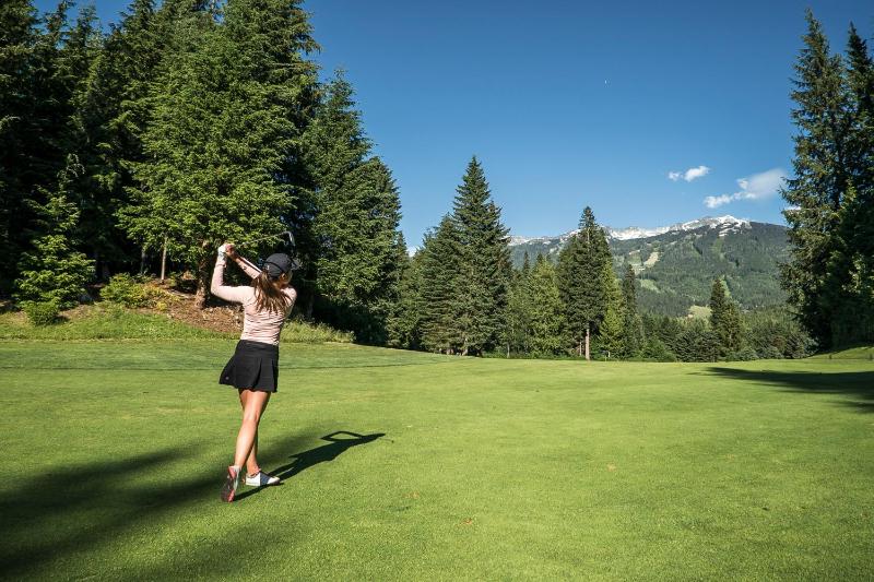 Bear Lodge Whistler Village - Spectacular Location on Village Stroll Designer Remodel - image 19
