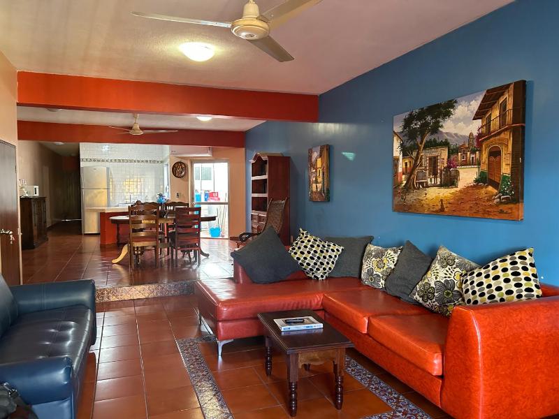 Casa de la Alegria 2 apartments - image 13