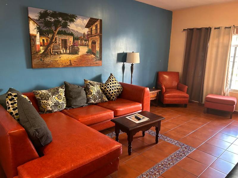 Casa de la Alegria 2 apartments - image 12