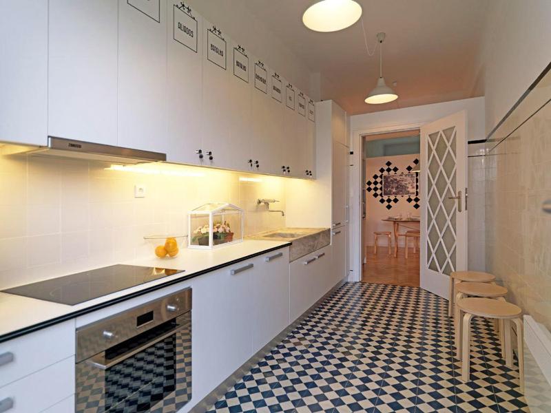 Standard Double Room with Shared Bathroom image 4