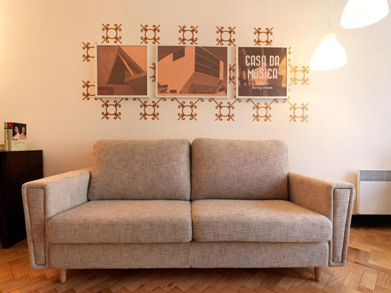 Uporto House Villa - image 4