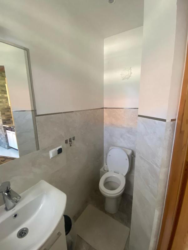 Double Room with Private Bathroom image 3