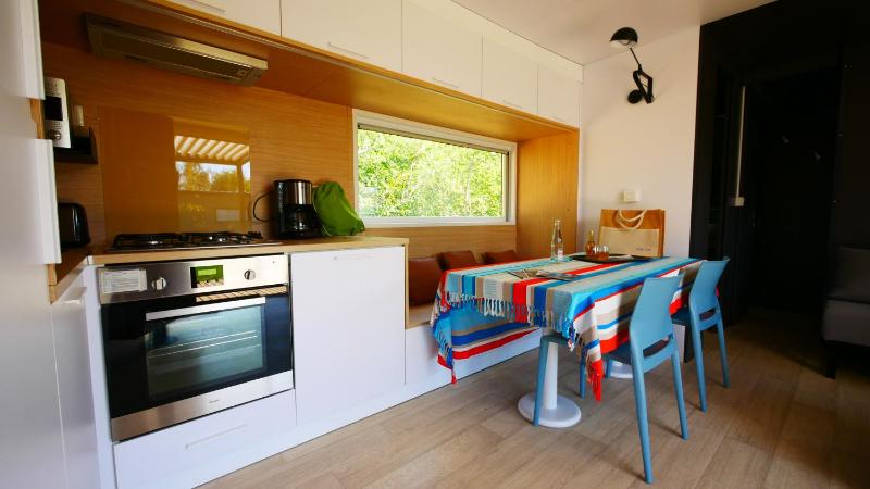 Mobile Home image 4