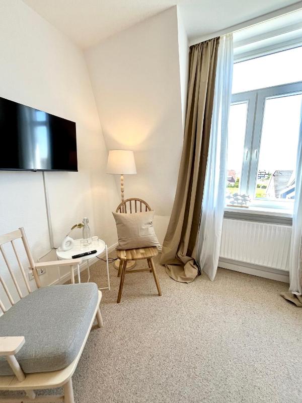 Superior Double Room image 3
