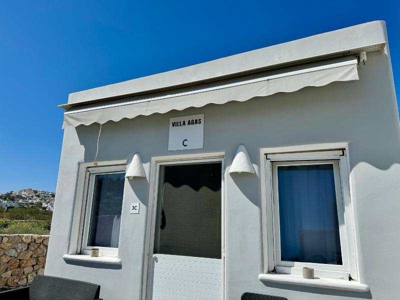 Large Double Room image 1