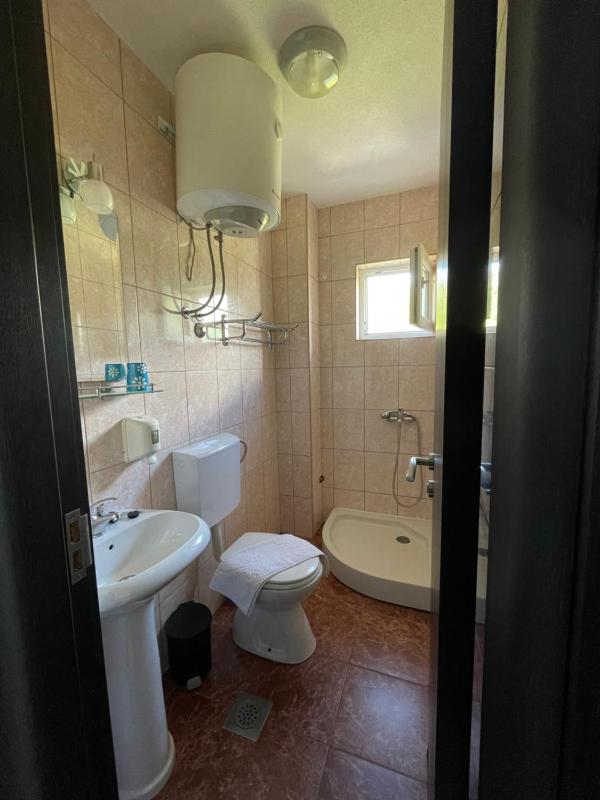 Triple Room with Balcony and Sea View image 2