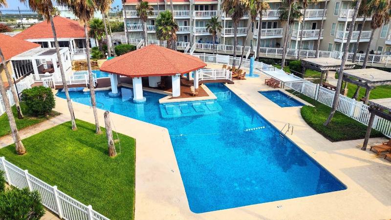 Two-Bedroom Apartment image 4