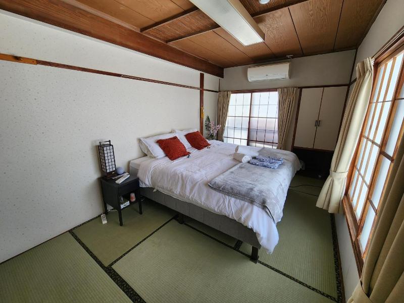 Myoko Ski Lodge in Akakura Village - image 12