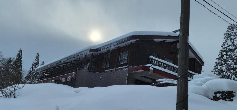 Myoko Ski Lodge in Akakura Village - image 11