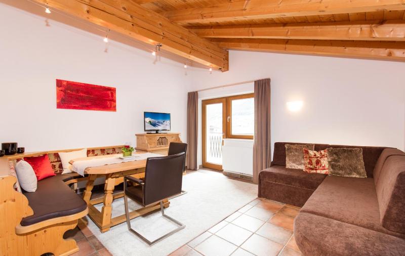 Two-Bedroom Apartment with Balcony image 2