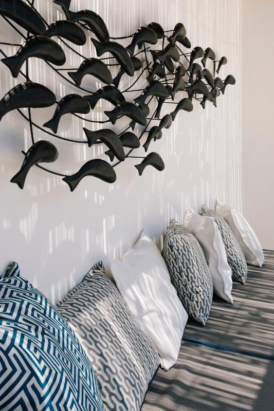 Suite with private pool and beach view image 3