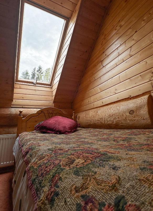 Standard Twin Room image 4