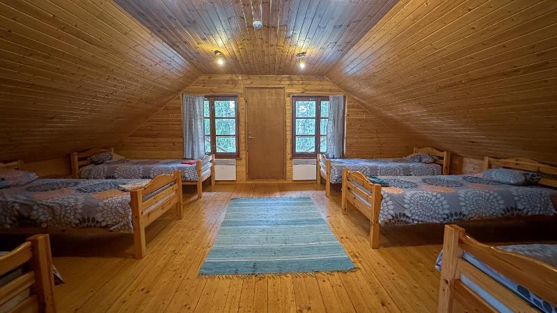Family Room with Shared Bathroom image 1