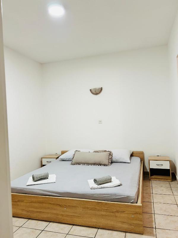 One-Bedroom Apartment with Balcony image 1