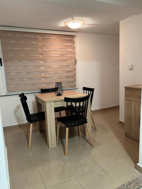 One-Bedroom Apartment with Balcony image 3