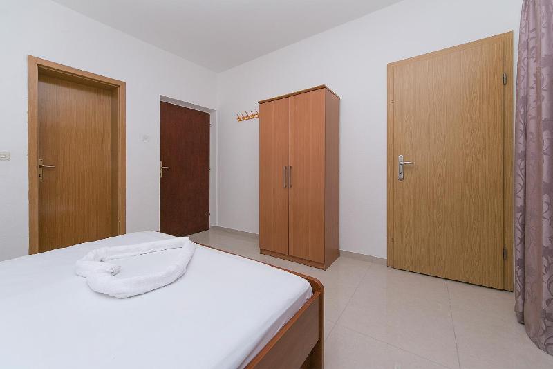 Two-Bedroom Apartment with Balcony image 4