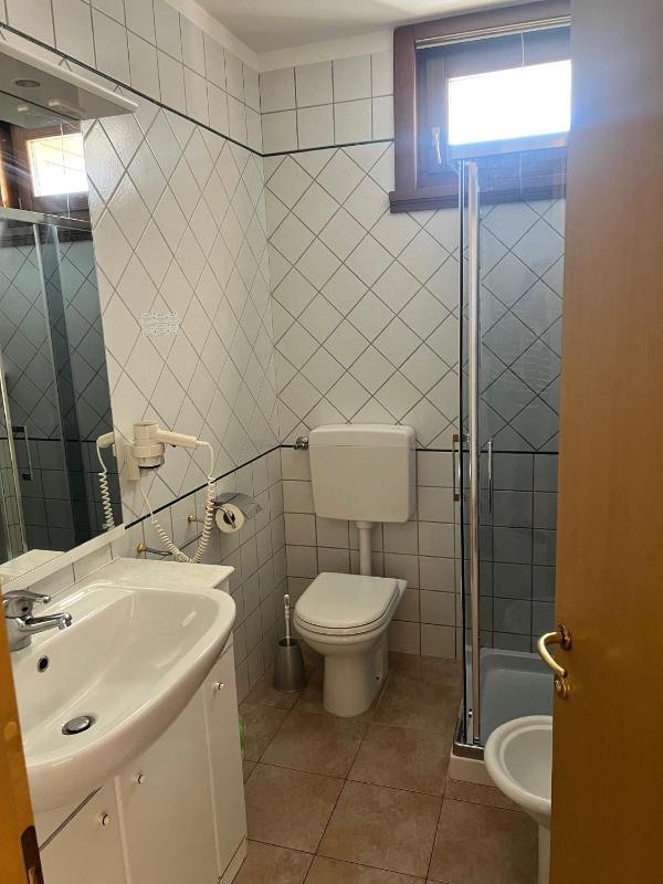 Hotel Lydia - image 5