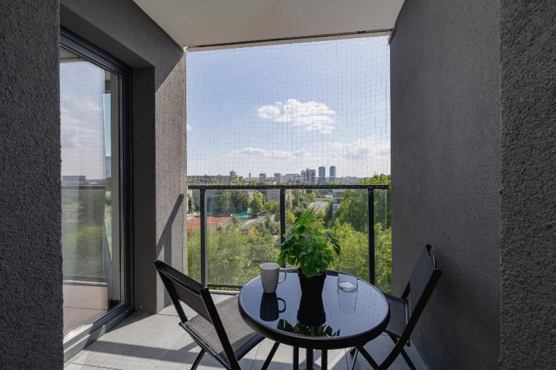 Charming Apartment with Parking in Katowice by Noclegi Renters - image 18