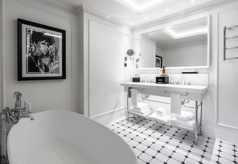 Junior Suite image 4