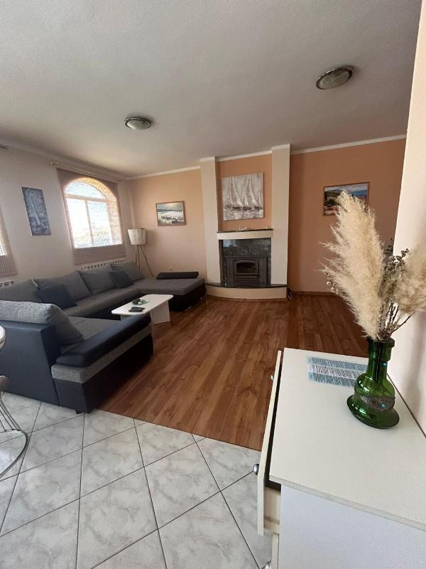 Apartment Stipe - image 16