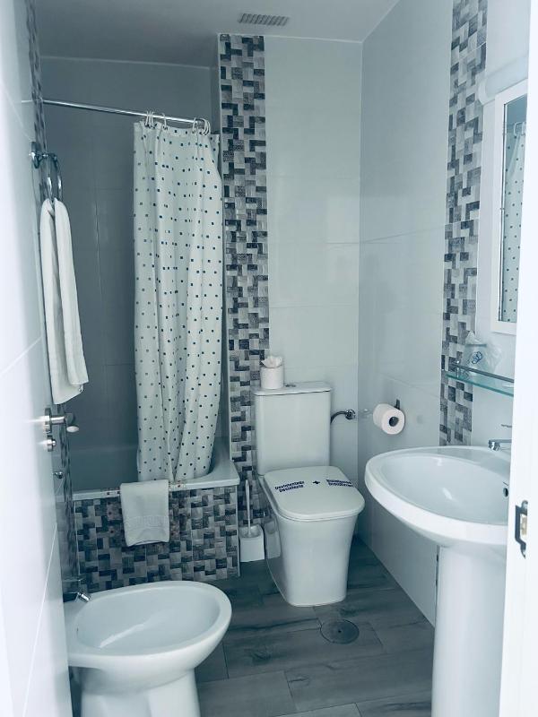 Single Room image 1