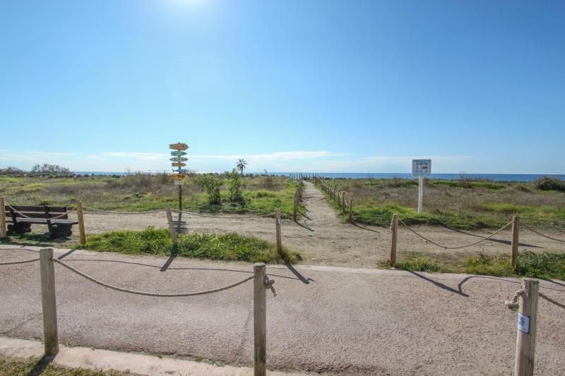 Dunas Beach con vistas al Mar en Torrox Costa - image 17