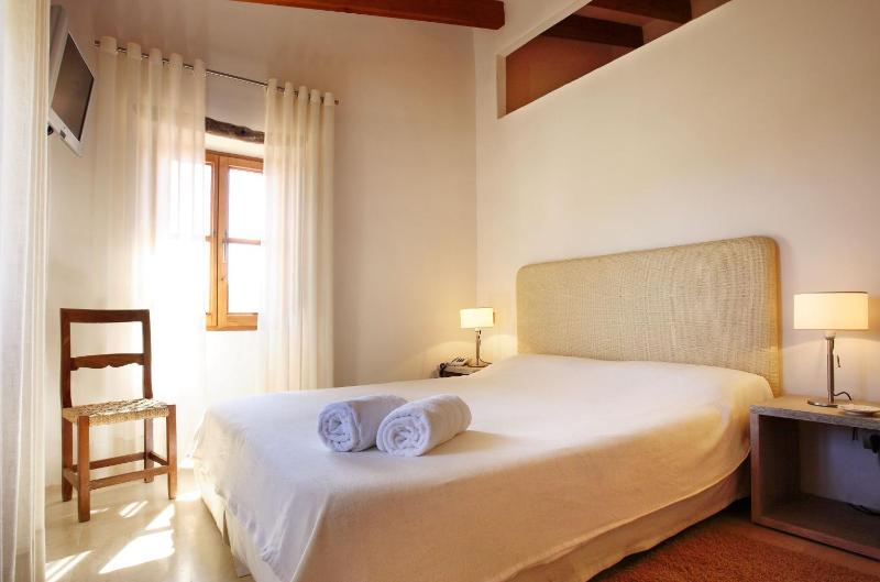 Double Room image 2