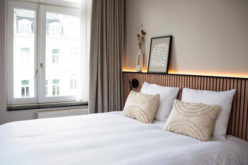Standard Double Room image 1