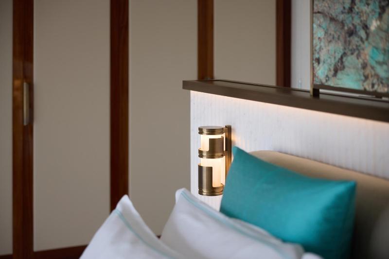 Junior Suite with Balcony image 3