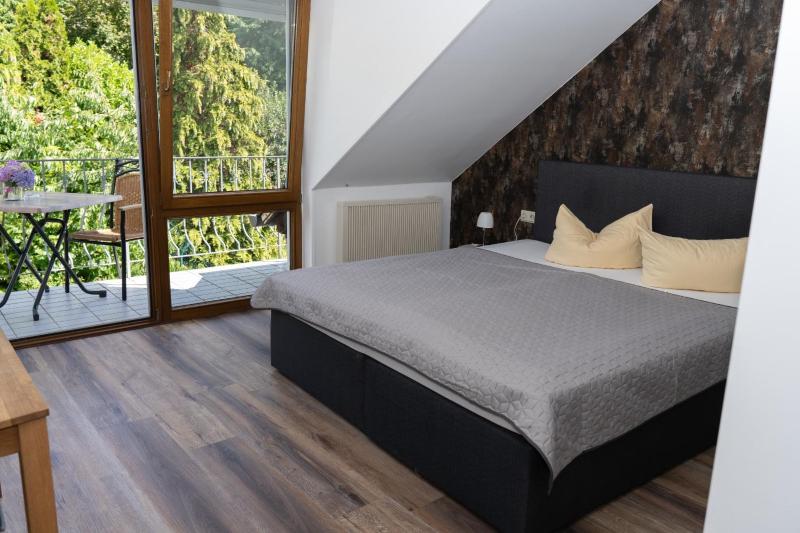 Double Room image 2