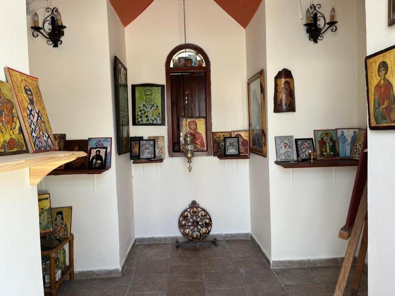 Three-Bedroom Villa image 2