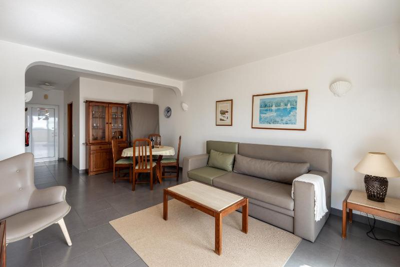 Standard One-Bedroom Apartment - First Floor image 4
