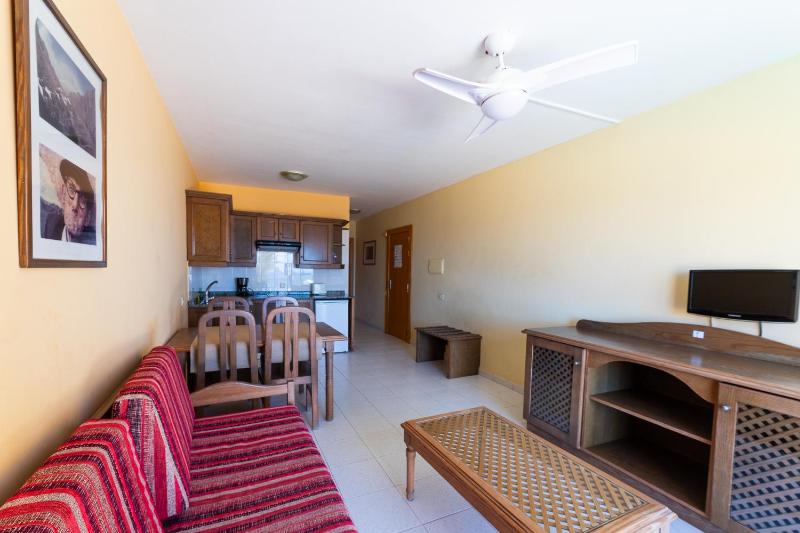 One-Bedroom Apartment image 3